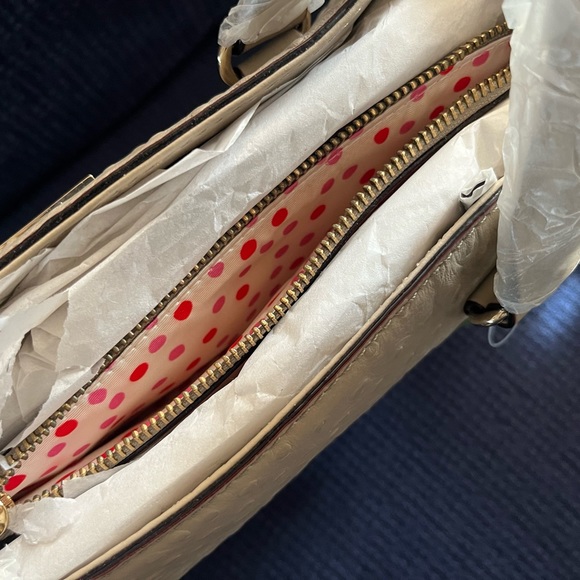 Kate Spade NEW w/tags and wrapping. Quinn/WKRU 1889/Wellesley Ostrich/Sidewalk - Picture 10 of 12